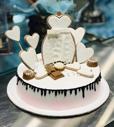 Mouthwatering Chocolate cake from an affordable cake and bakery franchise in India, perfect for dessert lovers.